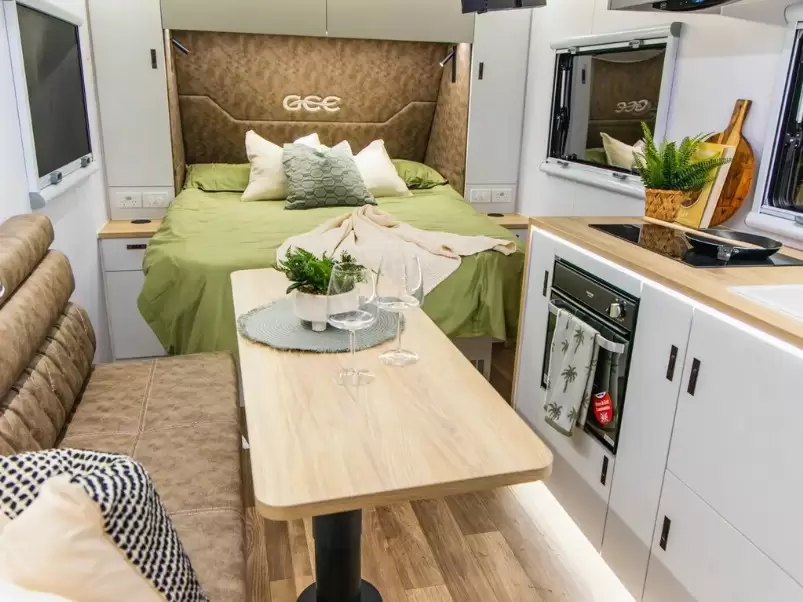 NEW 2025 GOLD CLASS CARAVANS LC 19C TOURING 2 BERTH