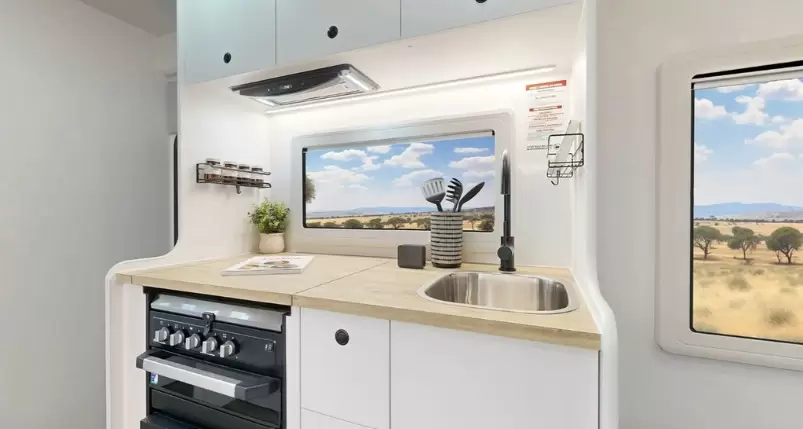 NEW 2025 DREAMHAVEN 15 SERIES TOURLINE