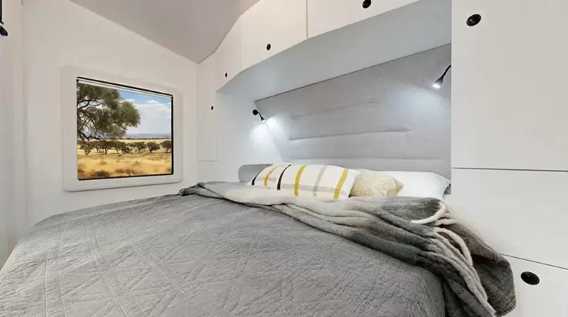 NEW 2025 DREAMHAVEN 15 SERIES TOURLINE