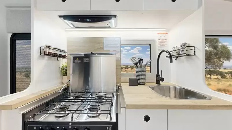 NEW 2025 DREAMHAVEN 15 SERIES TOURLINE
