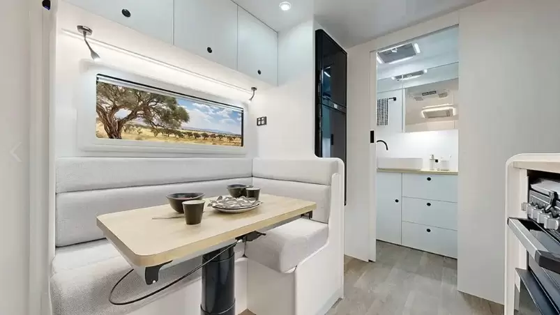 NEW 2025 DREAMHAVEN 15 SERIES TOURLINE