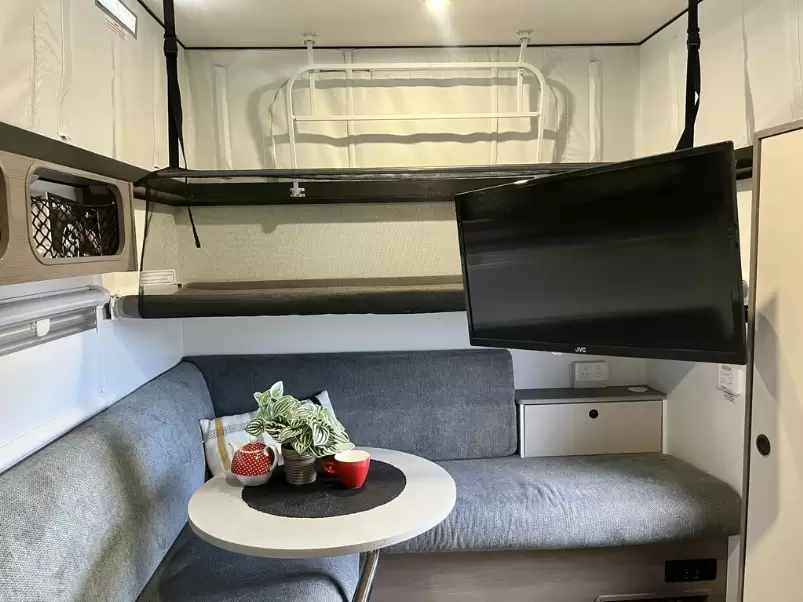 USED 2023 JAYCO CROSS TRAK