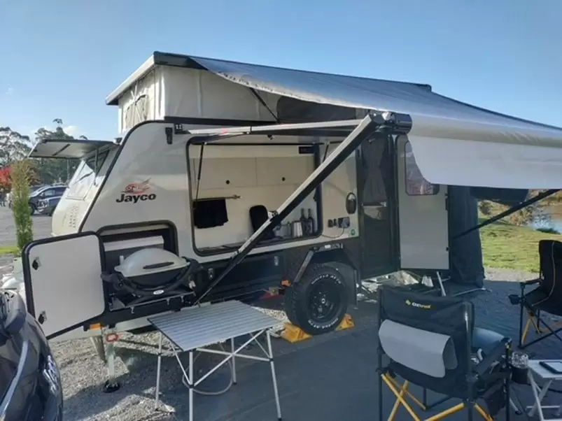 USED 2023 JAYCO CROSS TRAK