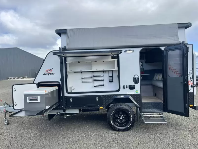 USED 2023 JAYCO CROSS TRAK
