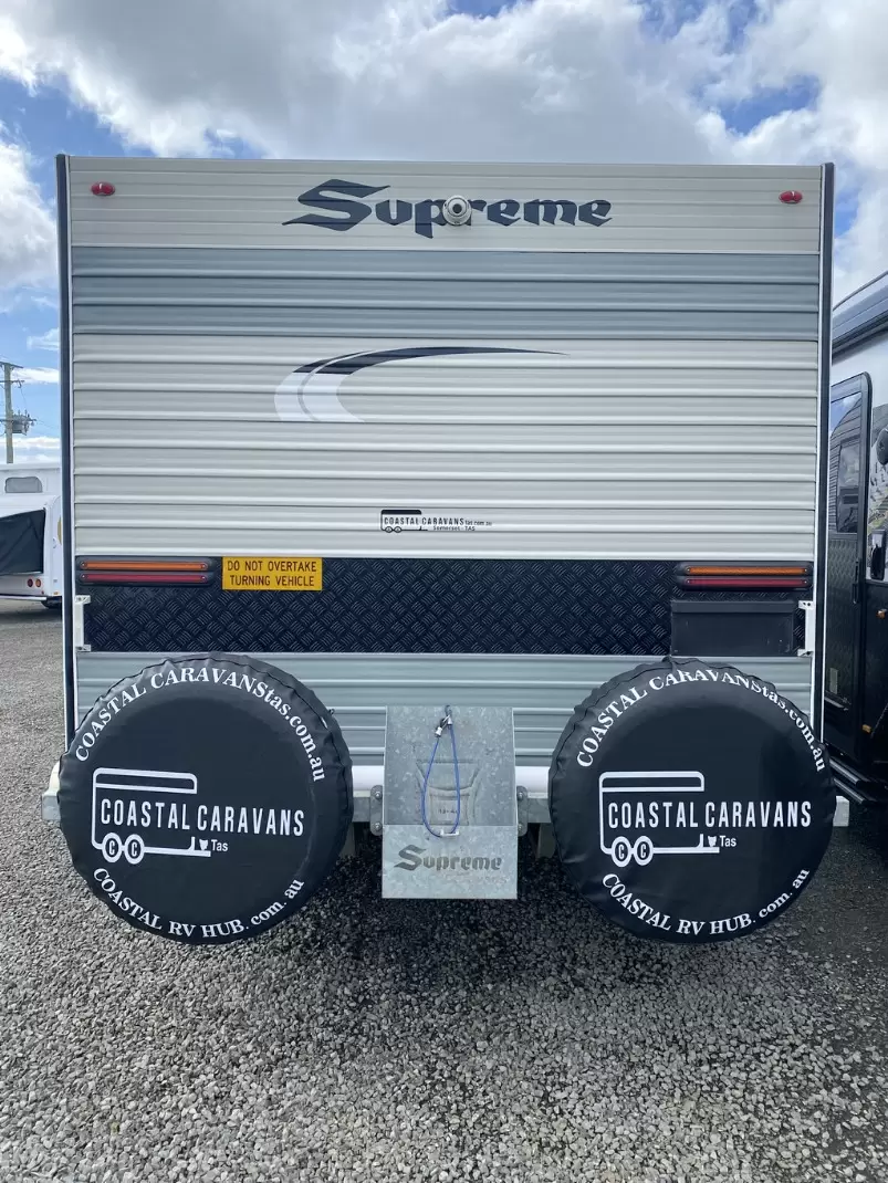 USED 2015 SUPREME EXECUTIVE