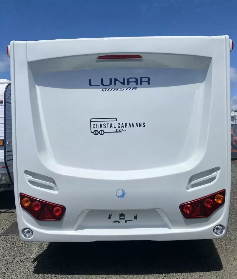 USED 2017 LUNAR QUASAR
