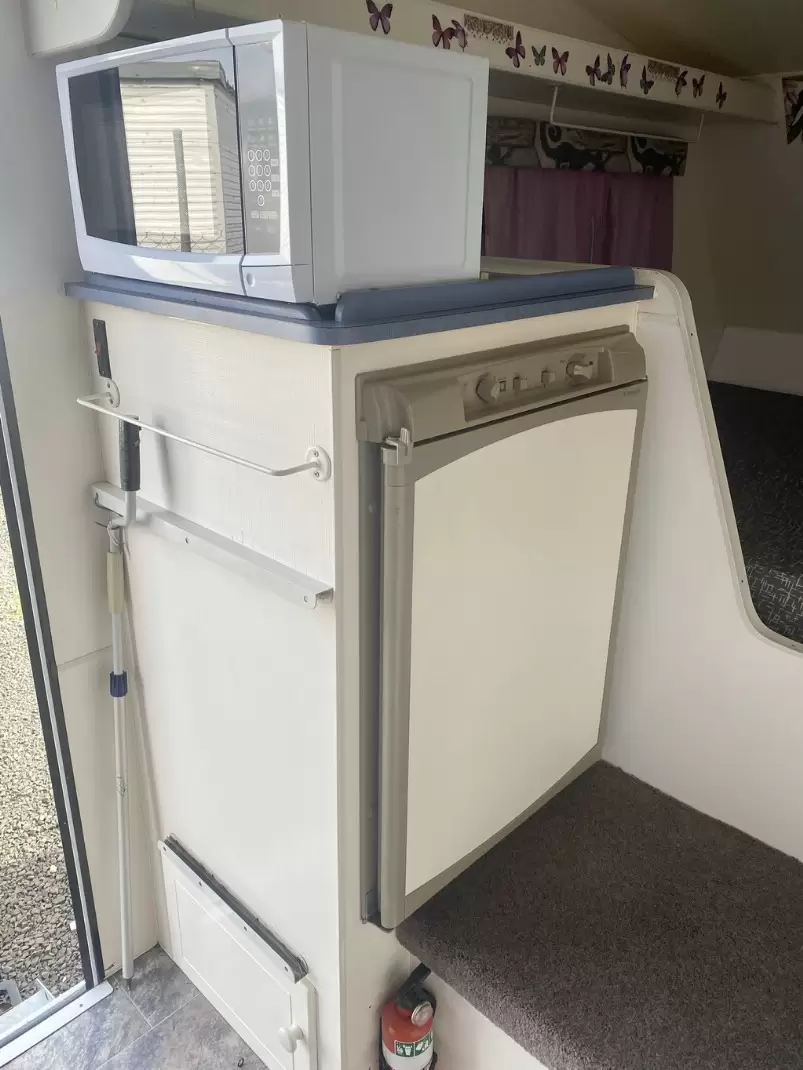 USED 1990 AUSTIN STAR SLIDE ON