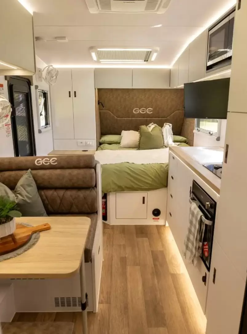 NEW 2025 GOLD CLASS CARAVANS LC 17C TOURING 2+1 BERTH
