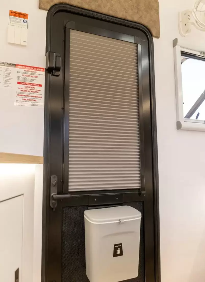 NEW 2025 GOLD CLASS CARAVANS LC 17C TOURING 2+1 BERTH