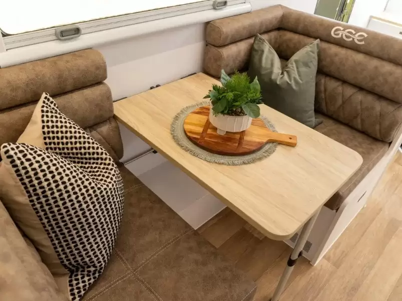 NEW 2025 GOLD CLASS CARAVANS LC 17C TOURING 2+1 BERTH