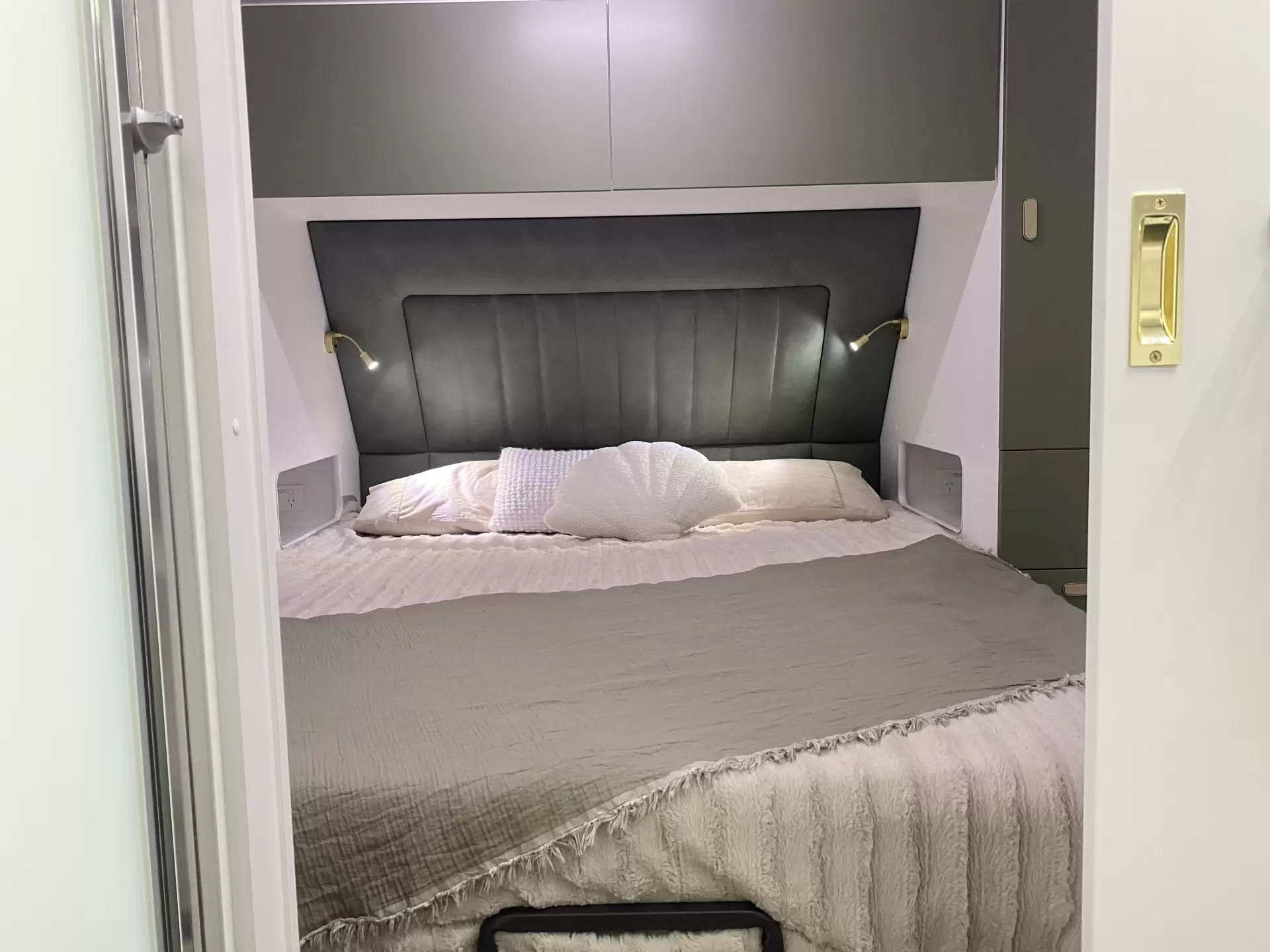 Caravan Image