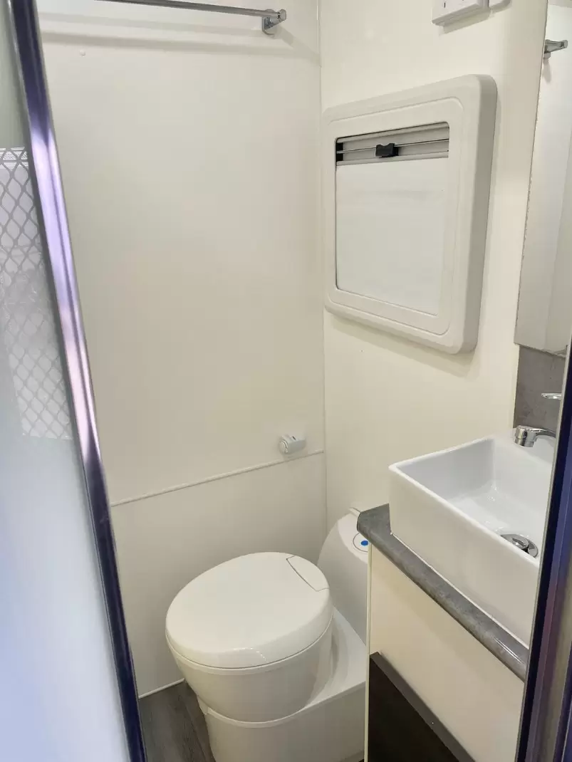 USED 2019 CONDOR 21' ULTIMATE FAMILY