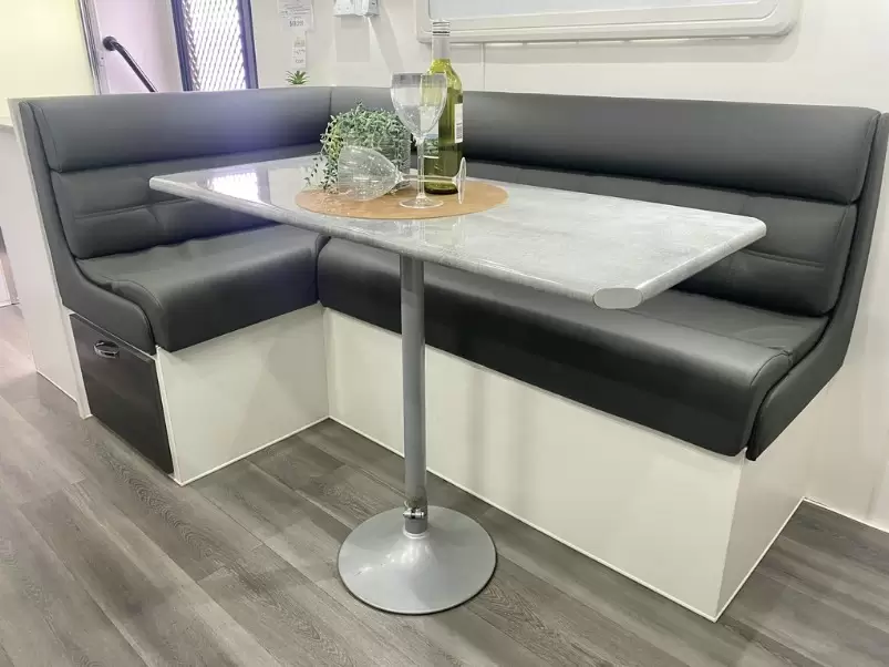 USED 2019 CONDOR 21' ULTIMATE FAMILY