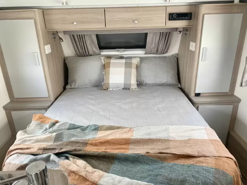 USED 2018 JAYCO 15.6' JOURNEY