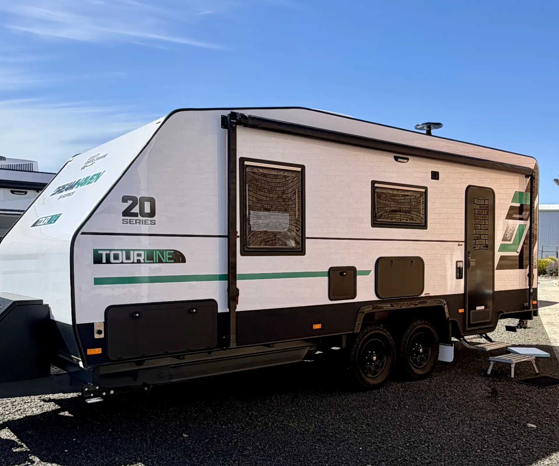2026 Dreamhaven 20 Series Tourline