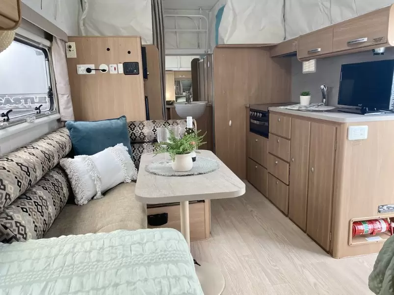 USED 2015 JAYCO STARCRAFT
