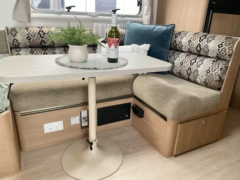 USED 2015 JAYCO STARCRAFT