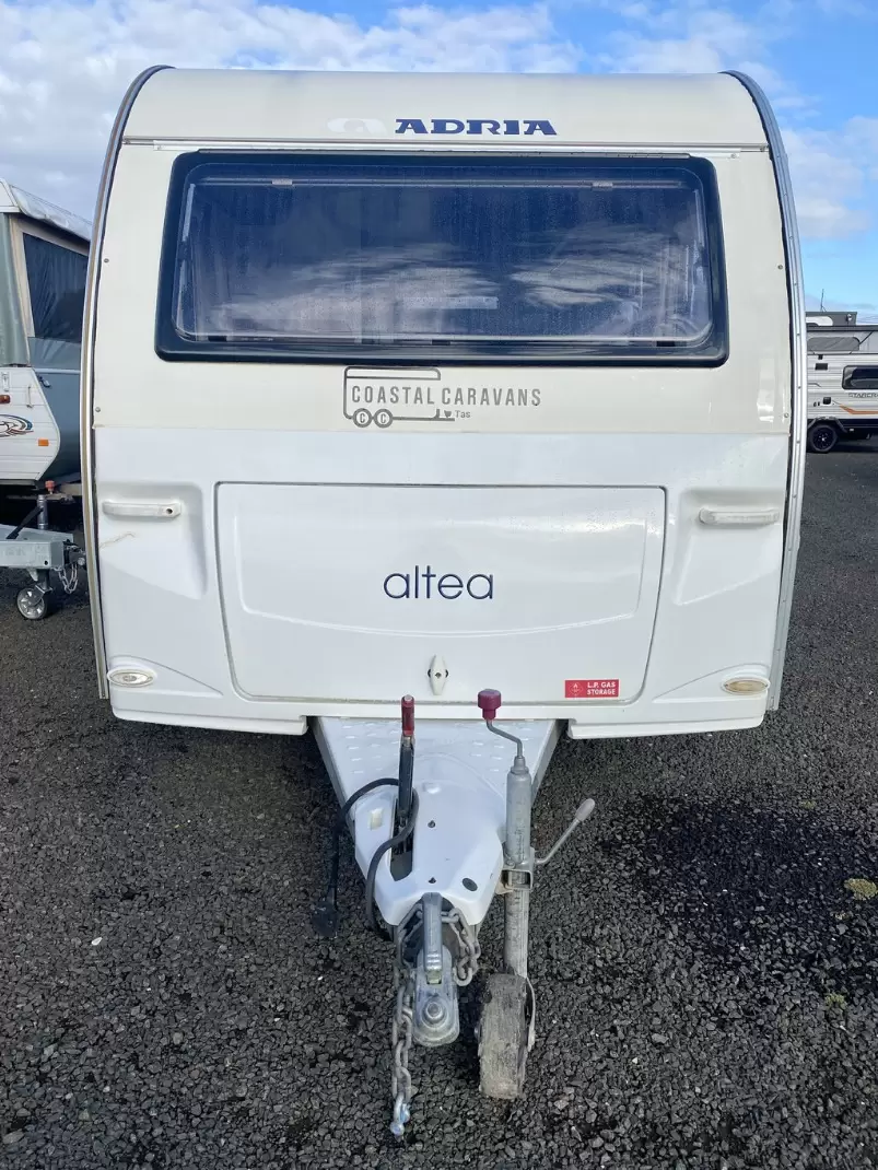 USED 2011 ADRIA 390DS