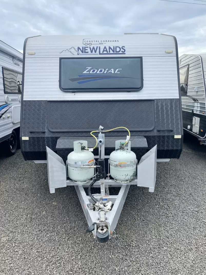USED 2013 CONCEPT NEWLAND ZODIAC