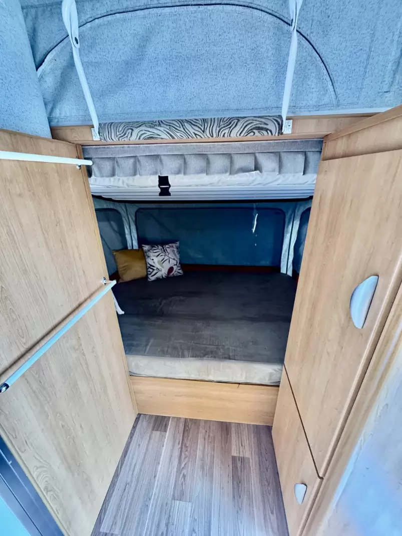 USED 2011 WINDSOR RAPID