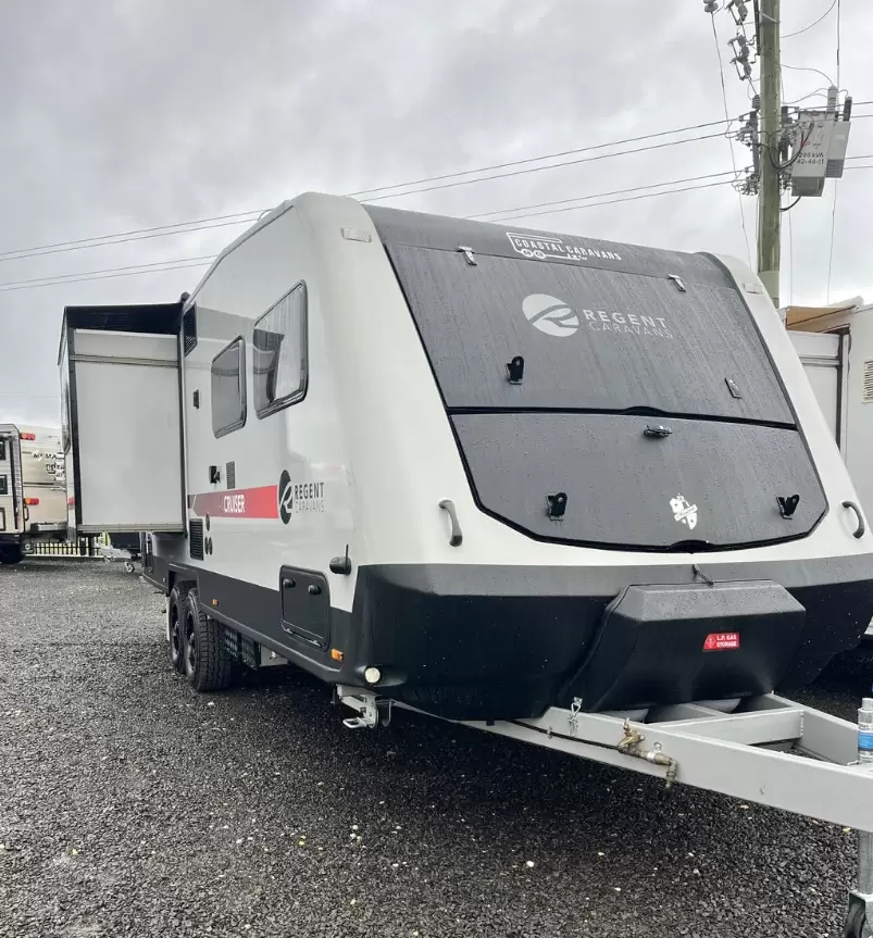 USED 2023 REGENT RCC220