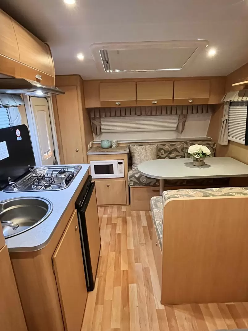 USED 2013 AVAN ASPIRE