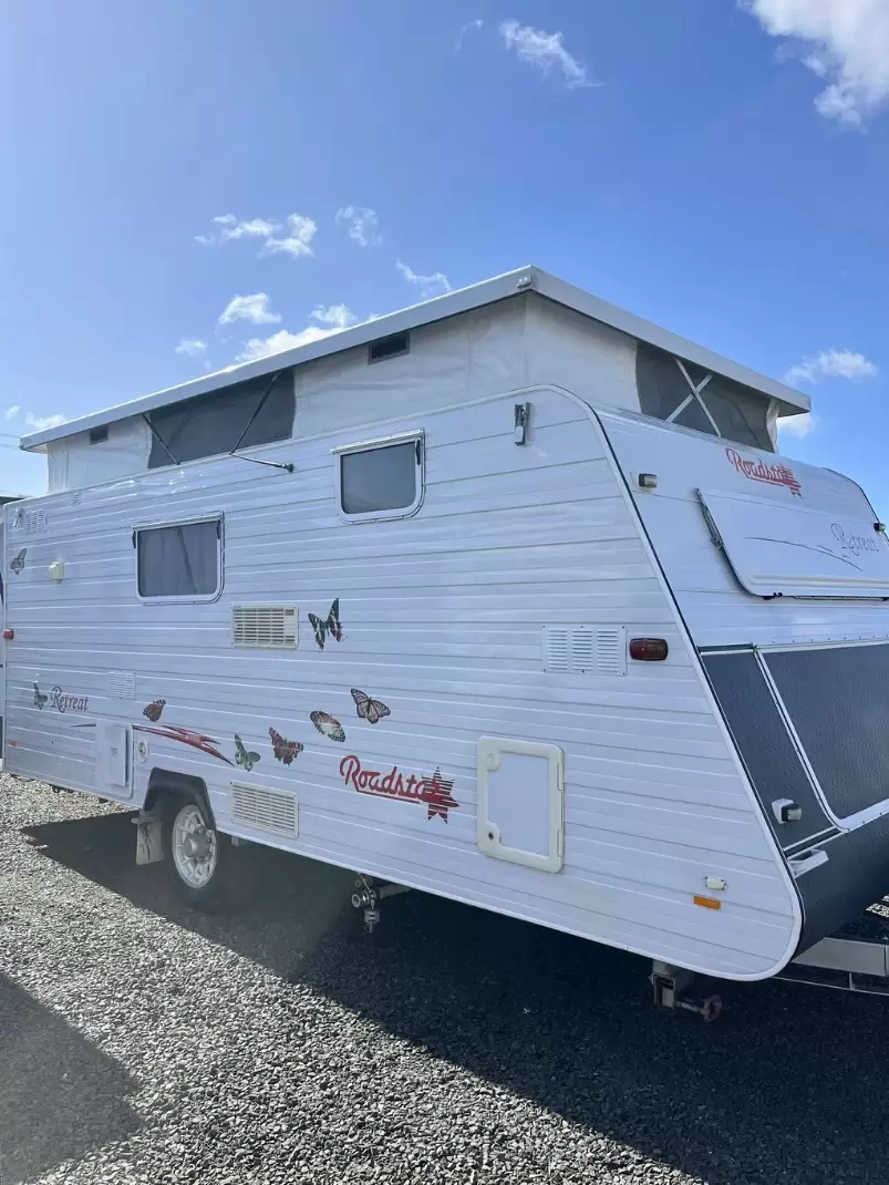 USED 2006 ROADSTAR 16' RETREAT