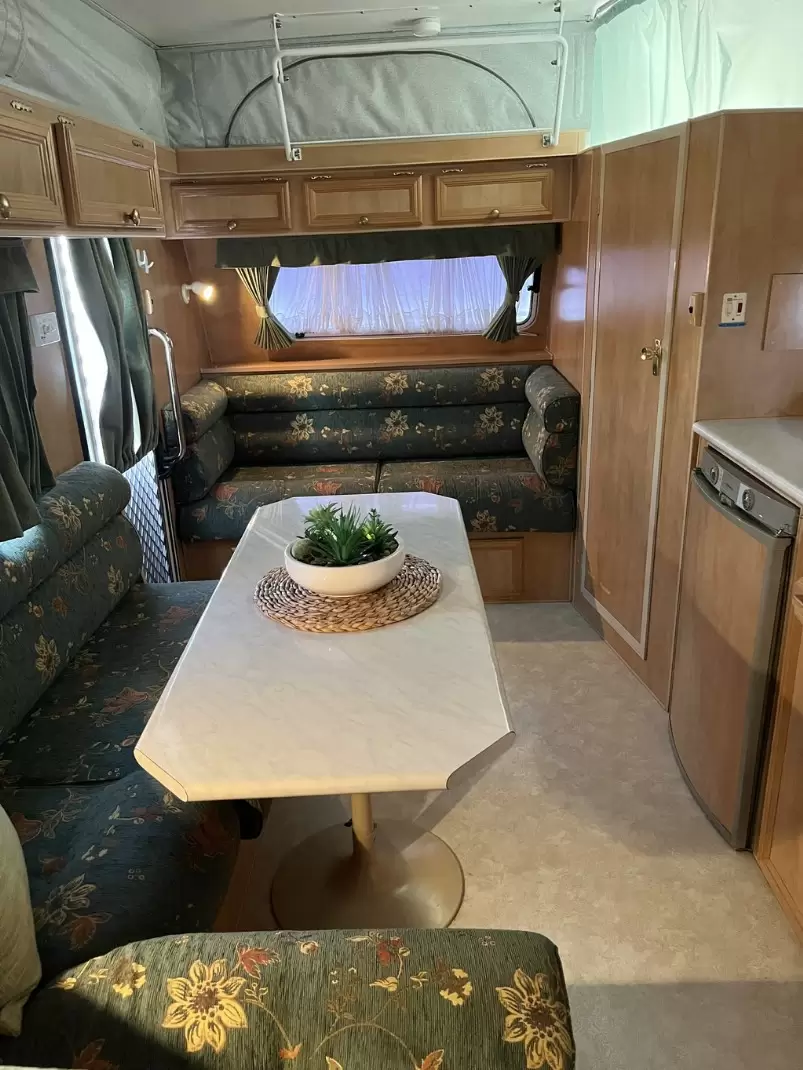 USED 2006 ROADSTAR 16' RETREAT