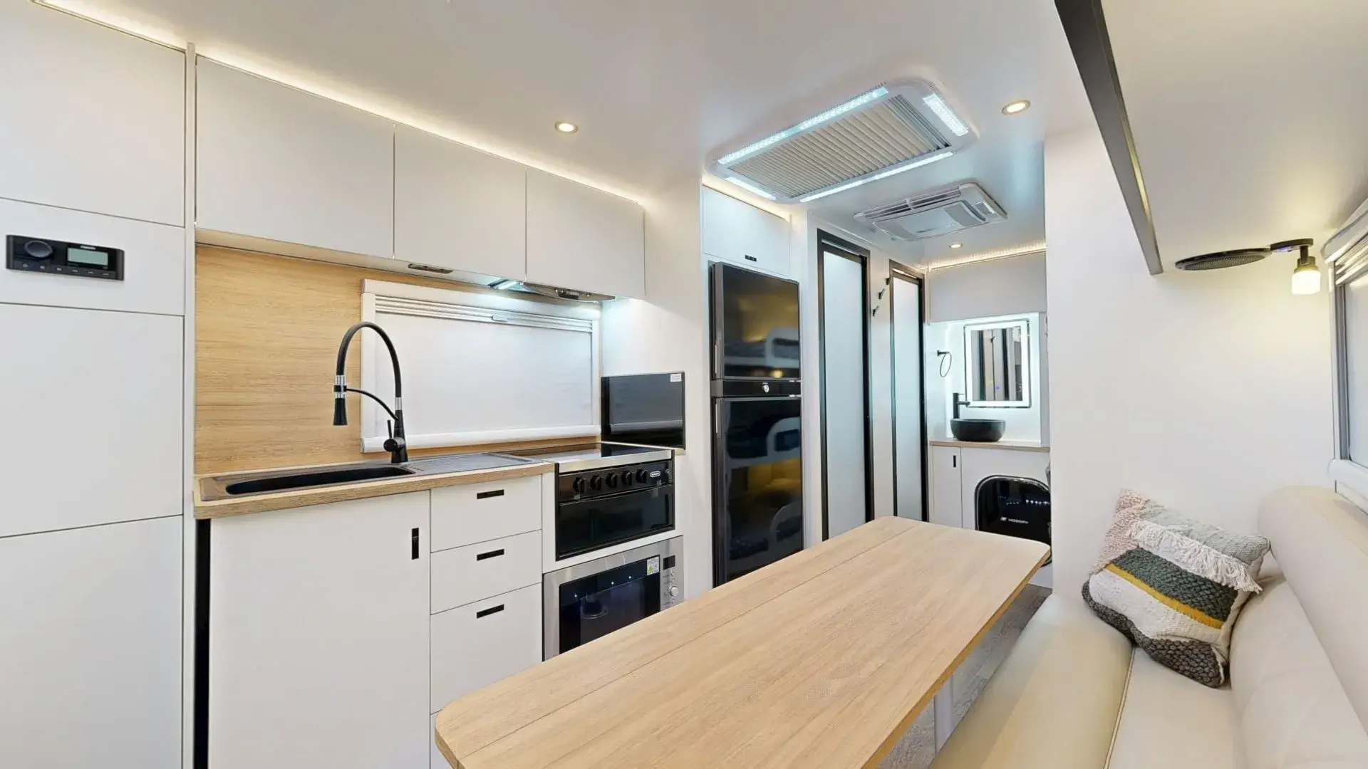 Adventure 6.3 F Black Edition