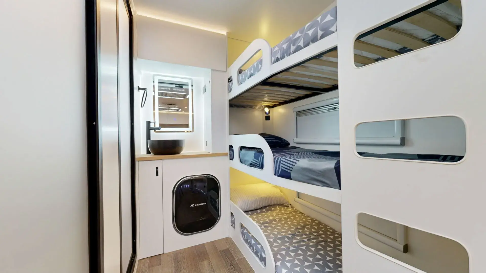 Adventure 6.3 F Black Edition