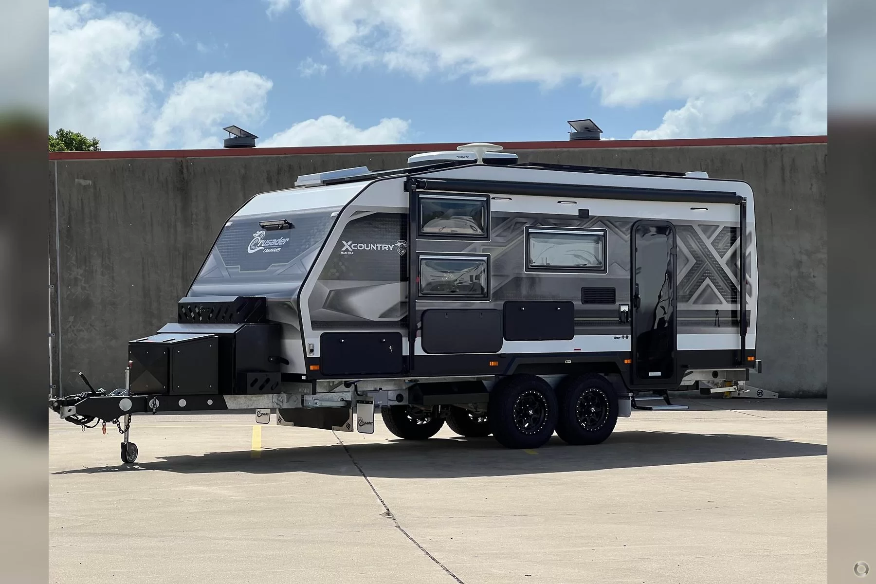 Exterior Slider Image