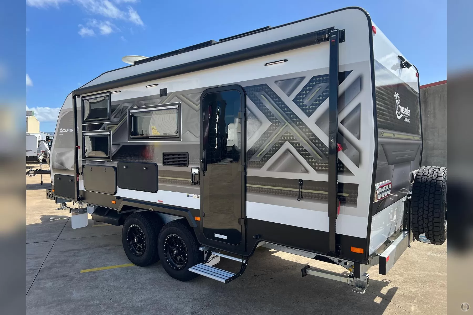 Exterior Slider Image