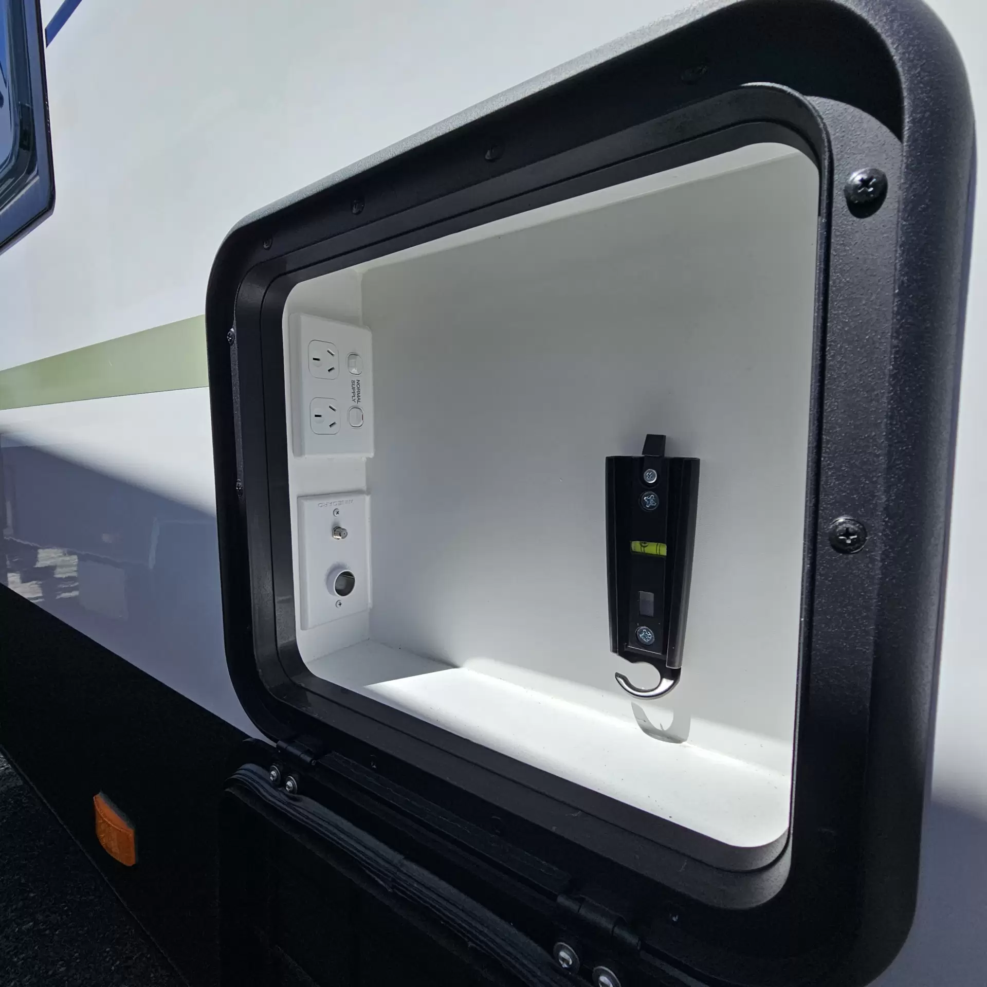 2025 DREAMHAVEN 19 Series Tourline Image