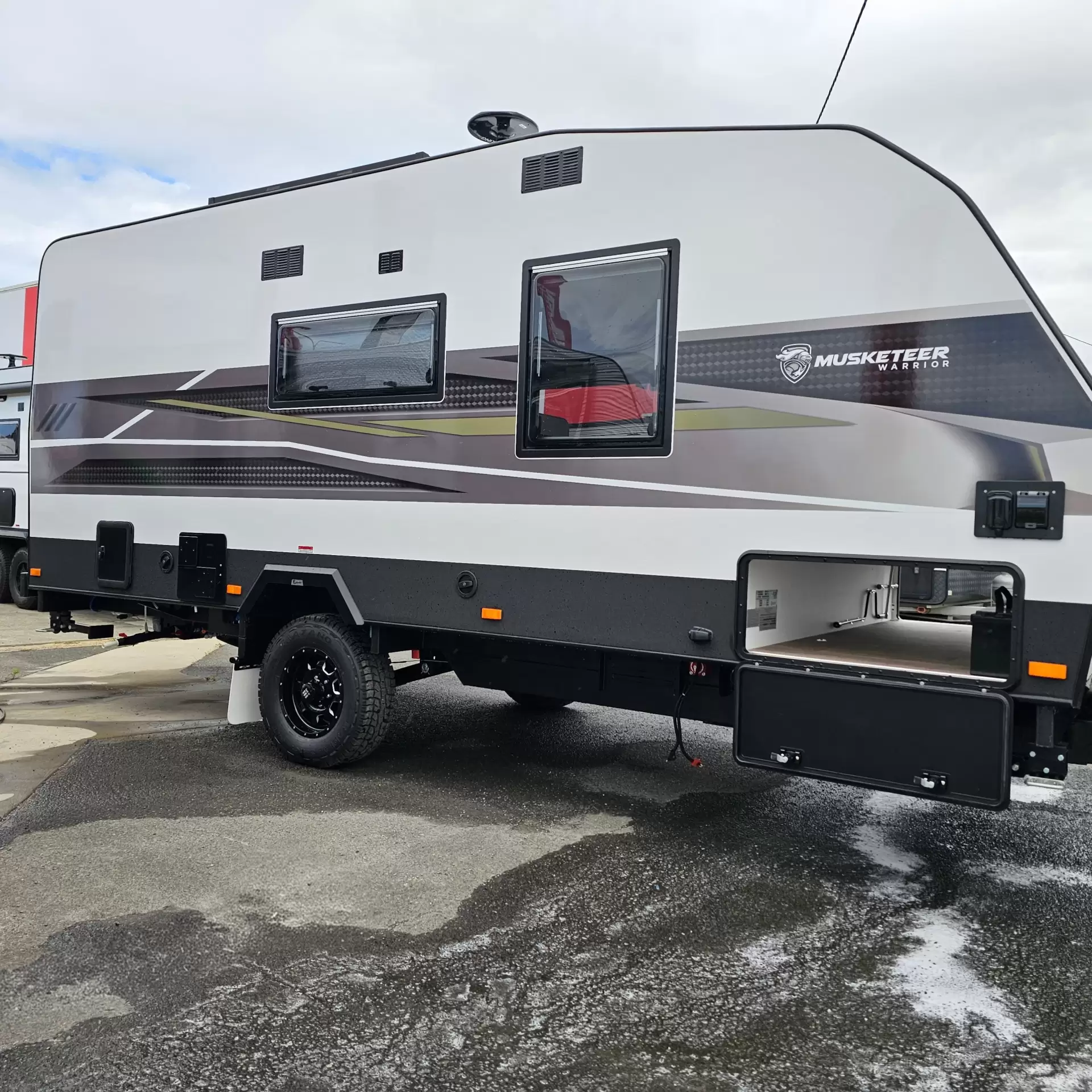 Exterior Slider Image