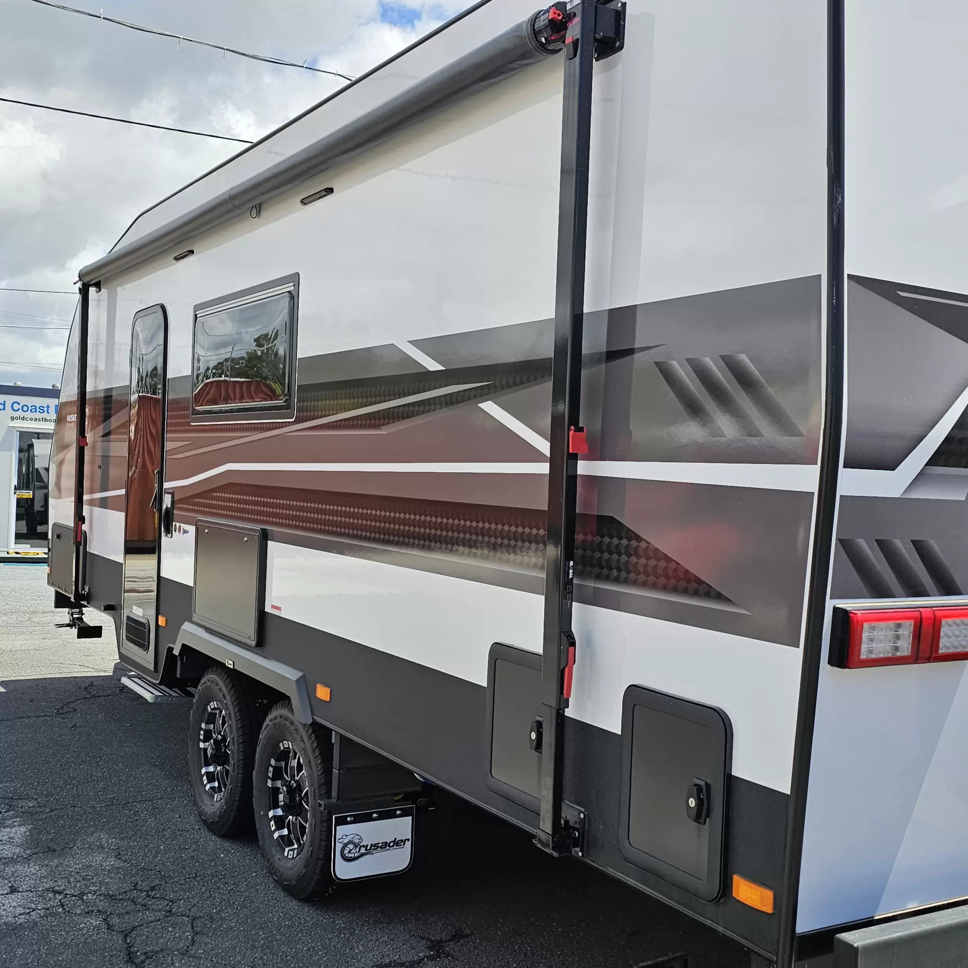 Exterior Slider Image