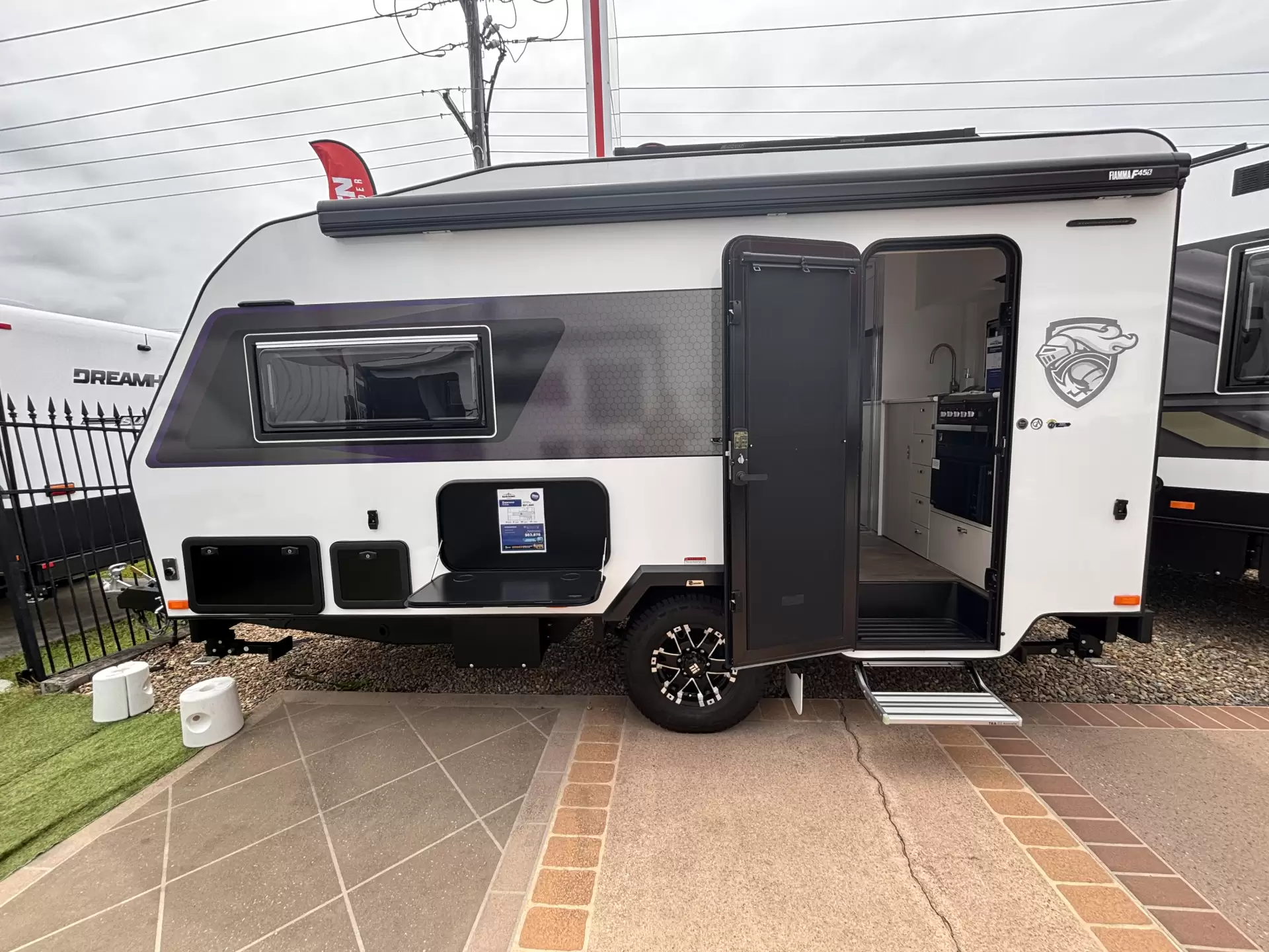 Exterior Slider Image