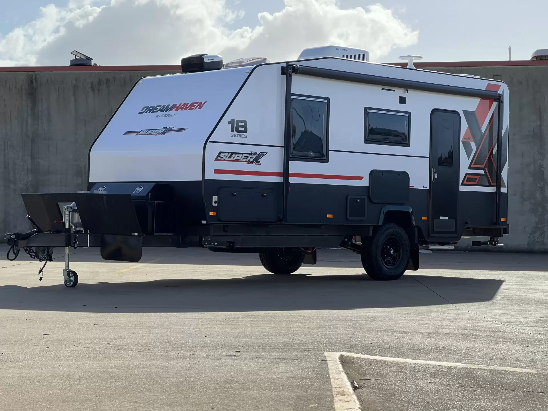 2026 DREAMHAVEN 18 Series SuperX Image