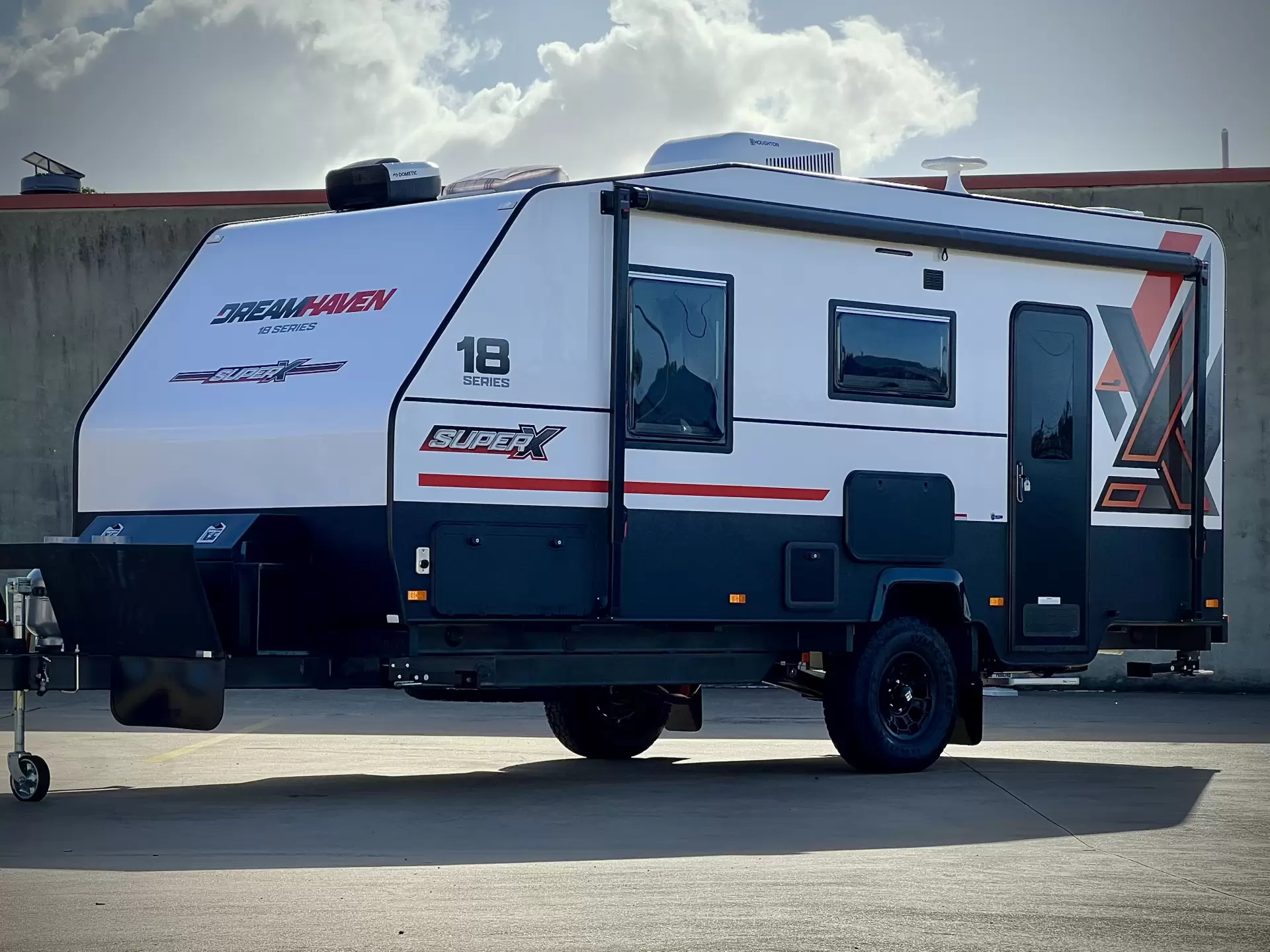 2026 DREAMHAVEN 18 Series SuperX Image