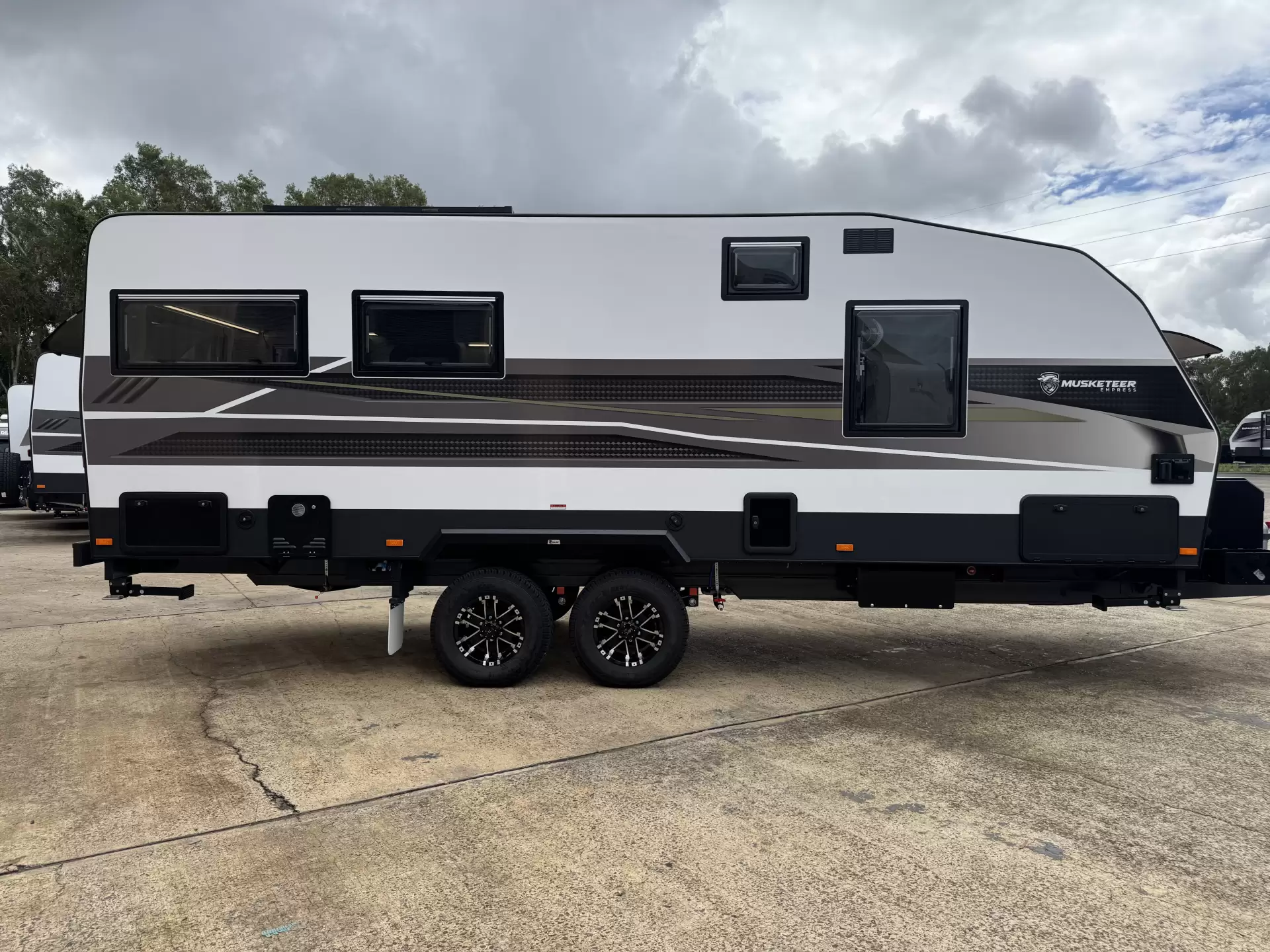 Exterior Slider Image