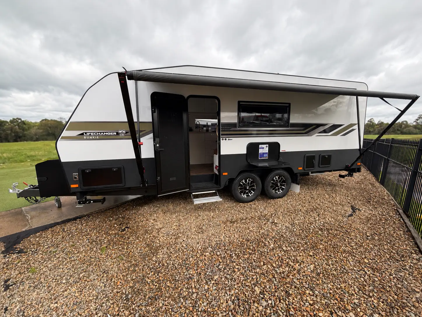 Exterior Slider Image