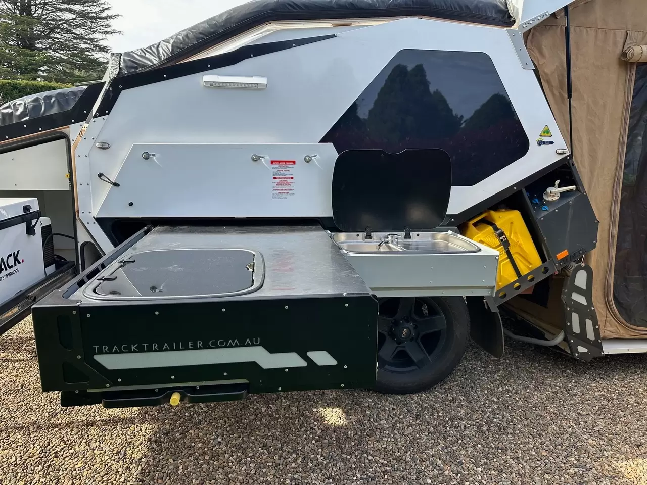 Caravan Exterior