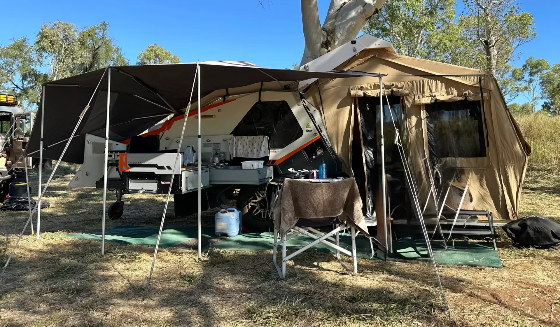 Caravan Exterior