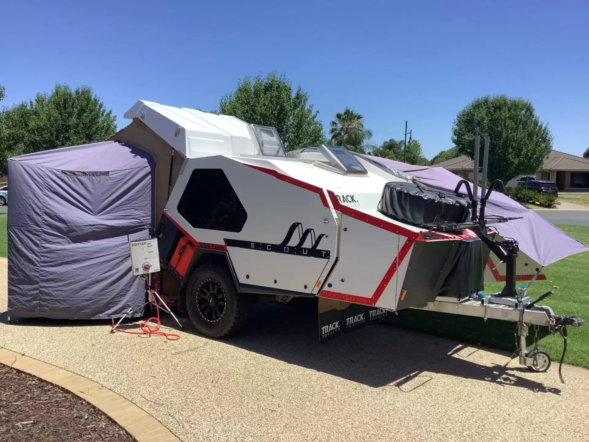 Caravan Exterior