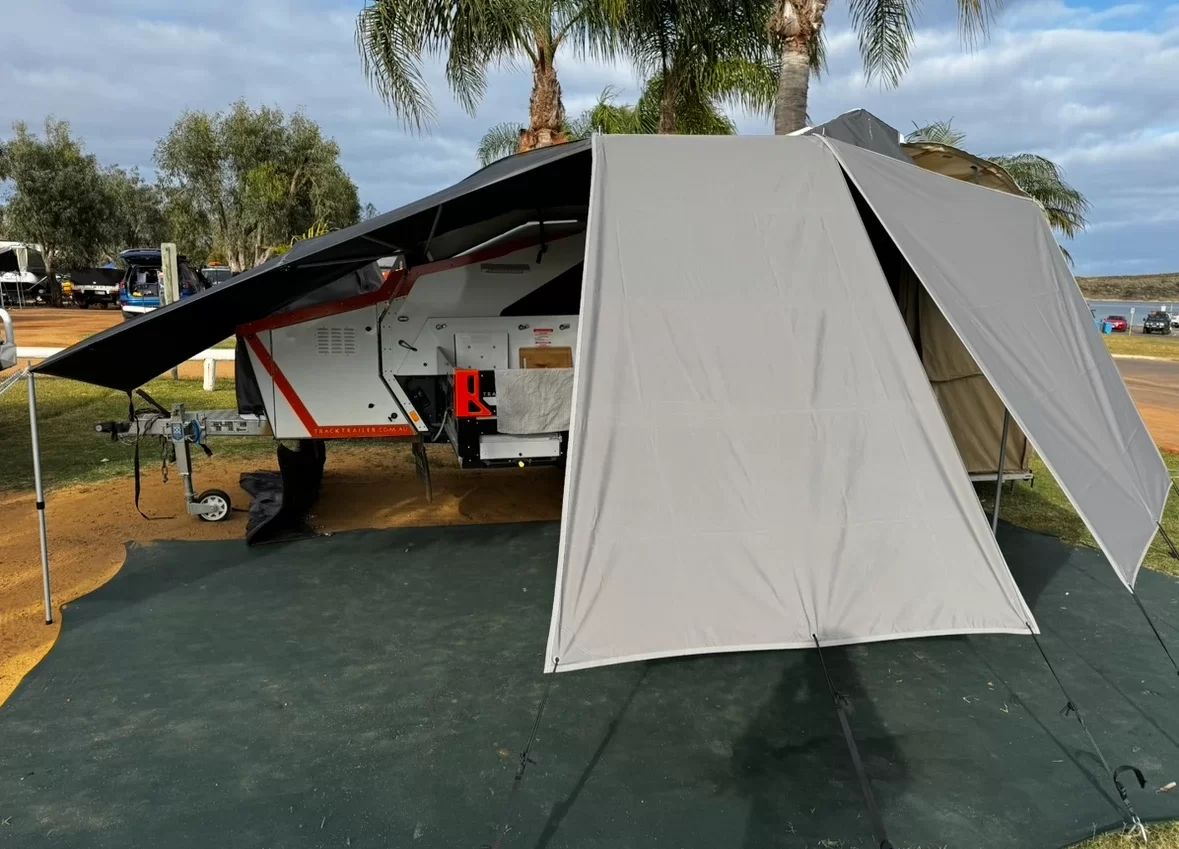 Caravan Exterior