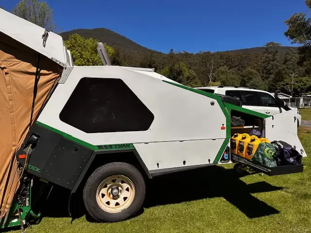 Caravan Exterior