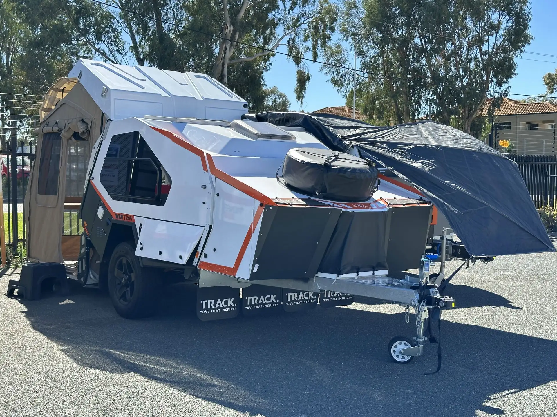 Caravan Exterior