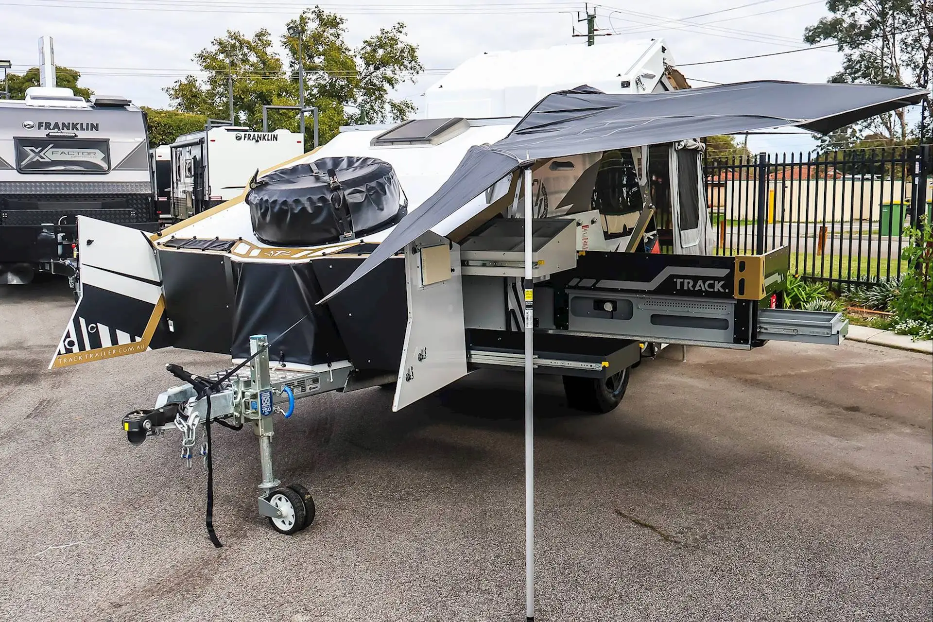 Caravan Exterior