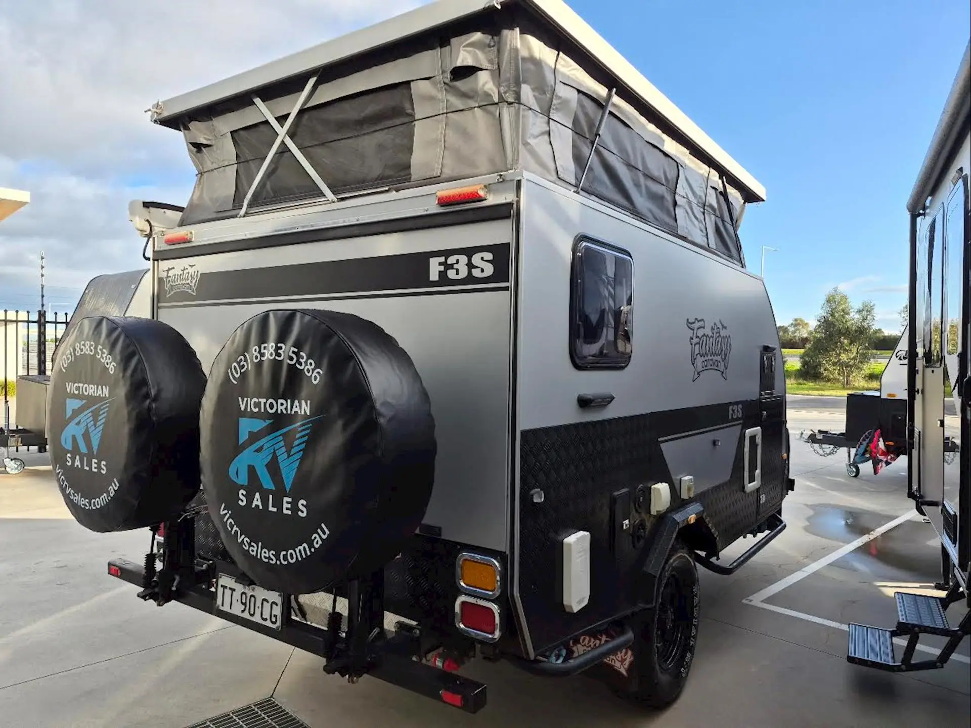 USED 2022 FANTASY F3S