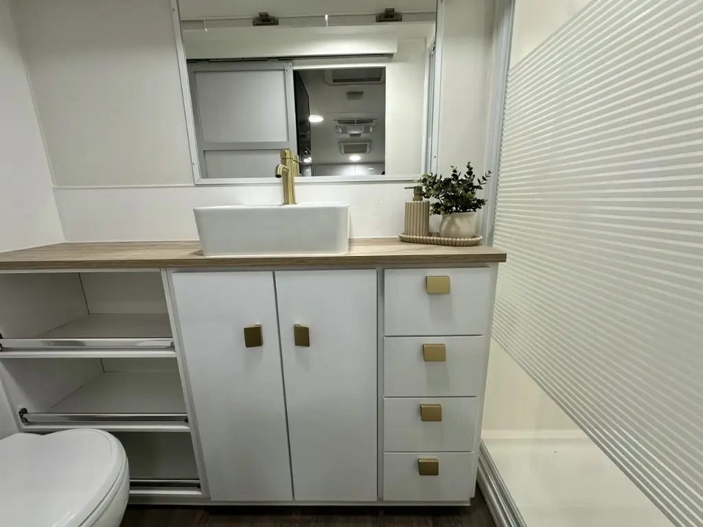 Caravan Gallery Image 21