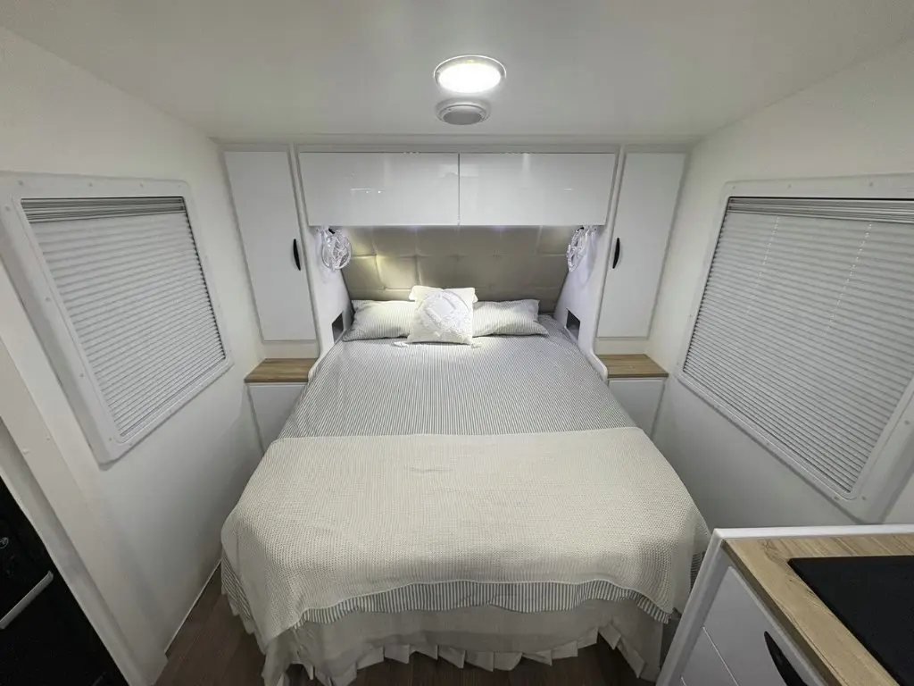Caravan Gallery Image 4